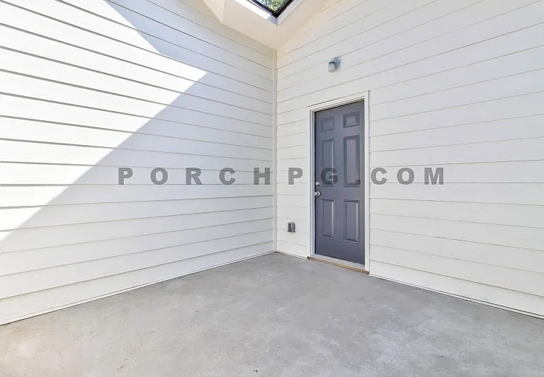 49 E 16th St SW #B — Photo 19