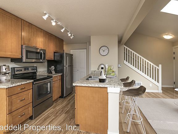 2nd image of 808 2nd Ave #5125268