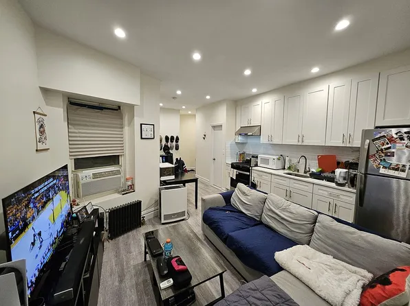 308 Mott St, New York, NY 10012