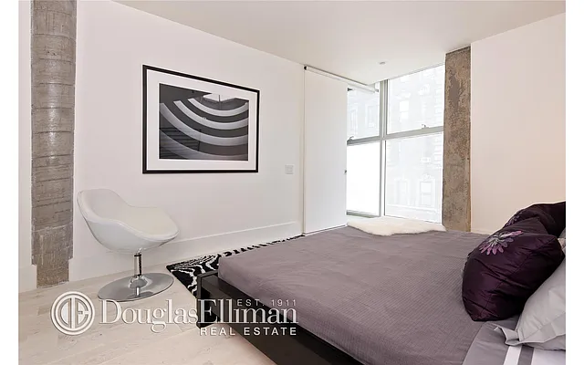 Sold by Douglas Elliman | media 21