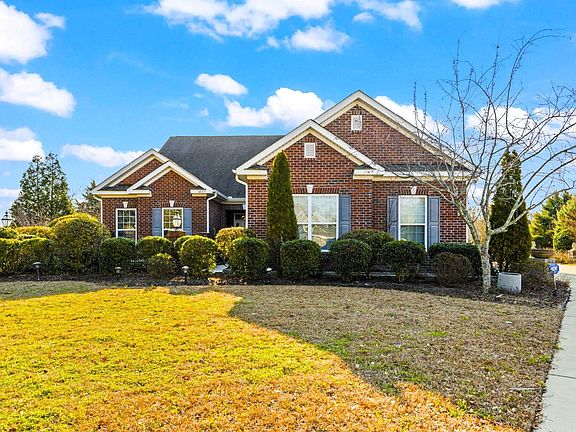 4th image of 1035 Muscovy Pl.