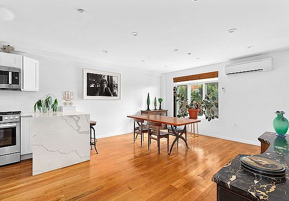 4th image of 974 Rogers Ave Floor 2