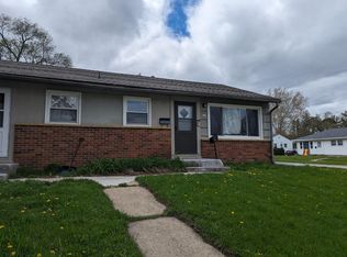 225 Village Dr #225, Ames, IA 50014