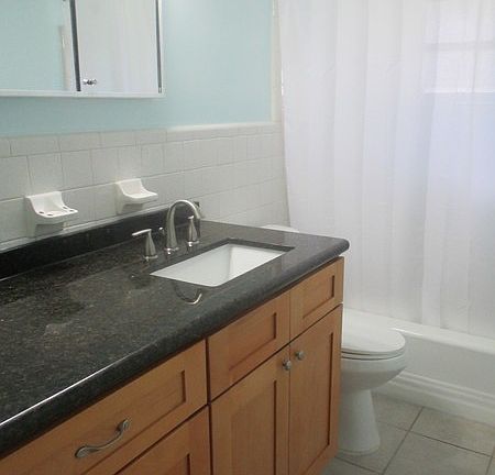 5th image of 2008 NW 40th Ter