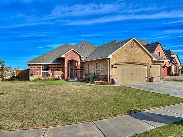 1st image of 5117 SW 126th Pl