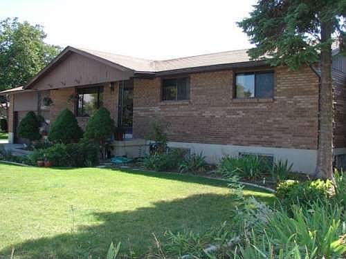 1st image of 3685 W Clermont Dr