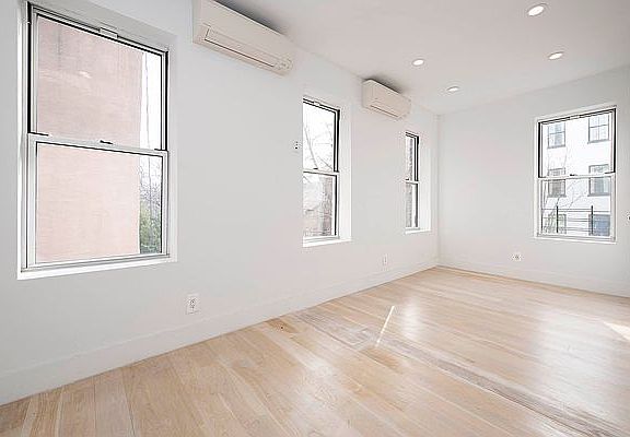 4th image of 131 Smith St #3R