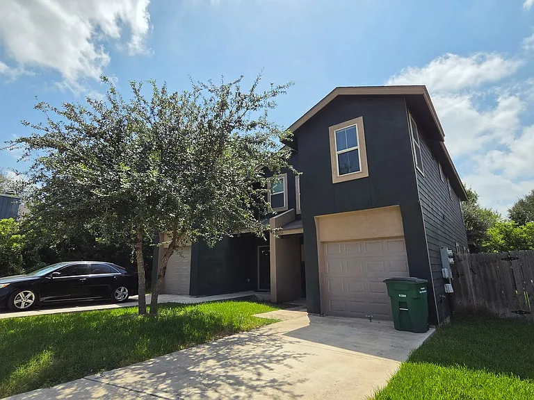 6650 Mia Way #101 — Photo 1