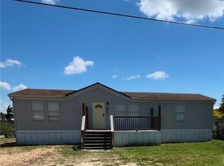 1151 Lake Dr, Okeechobee, FL 34974