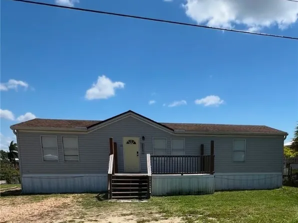 1151 Lake Dr, Okeechobee, FL 34974