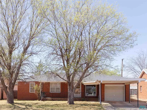 204 Acoma Dr, Clovis, NM 88101
