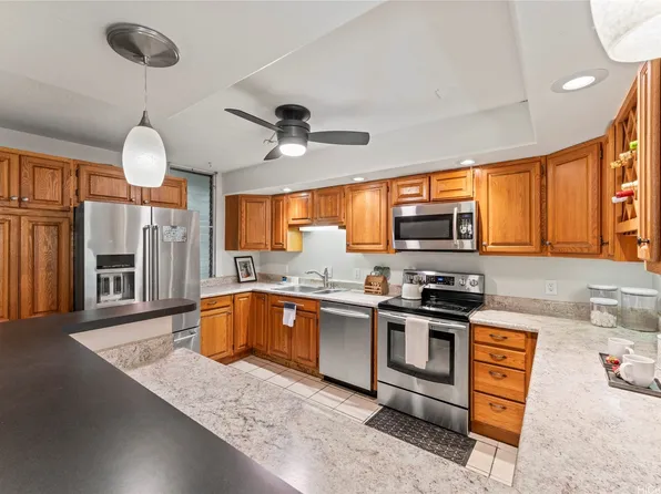 95-273 Waikalani Dr, Mililani, HI 96789