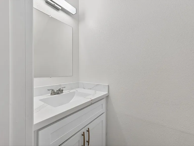1116 Cortez St #B — Photo 7