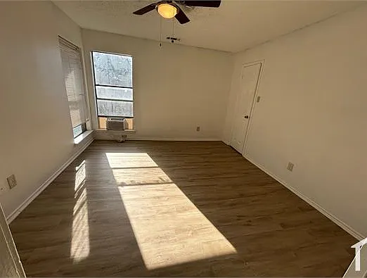 2270 Jackson Cir — Photo 13