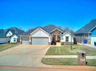 821 E Barajas Ter, Mustang, OK 73064