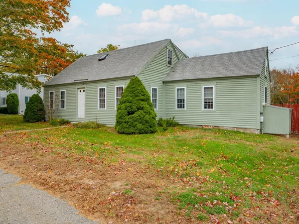 87 Sanford Road, Wells, ME 04090