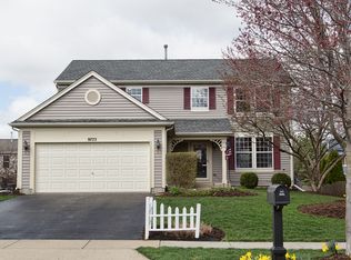 9775 Bedford Dr, Huntley, IL 60142
