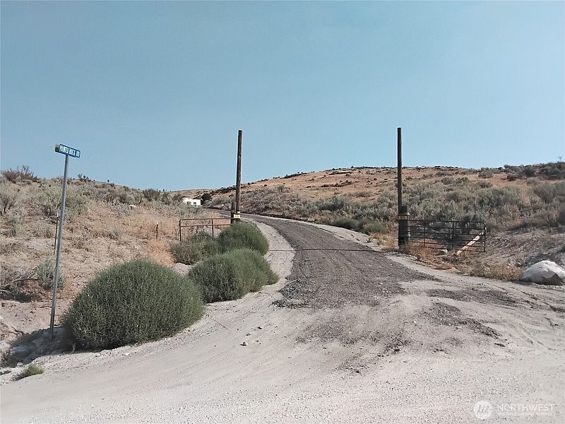 5th image of 5 Painted Rock Road