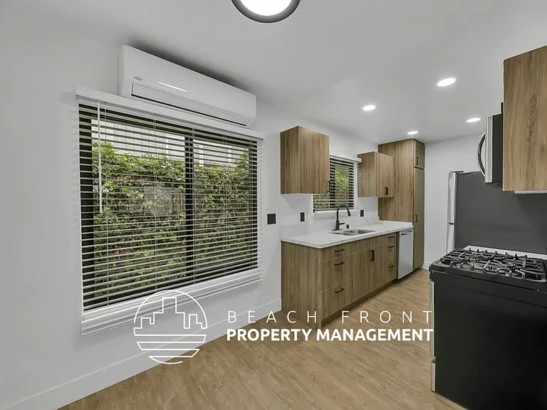 412 Brooks Ave — Photo 8