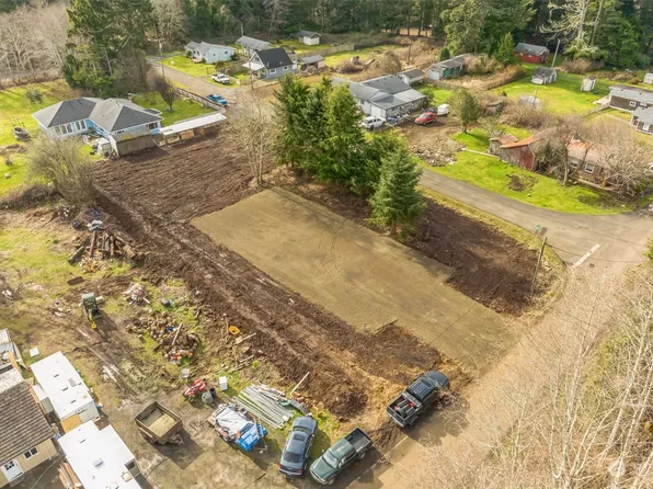 94 Elma Street, Copalis Beach, WA 98535