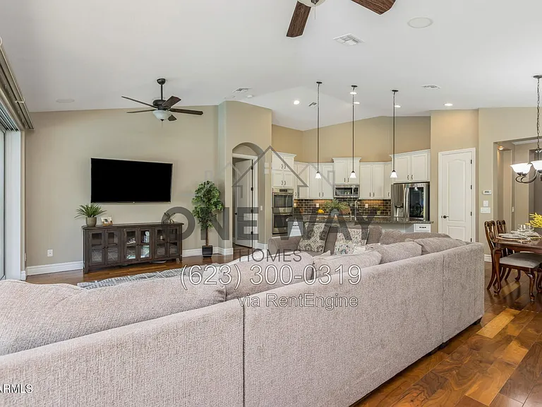 10706 E Lincoln Ave — Photo 6