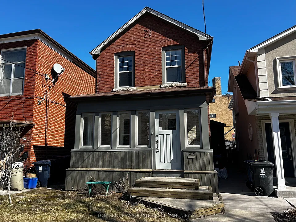 129 Kenwood Ave