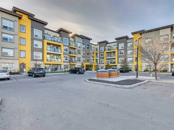 19661 N 40th St SE #306, Calgary, AB T3M 3H3