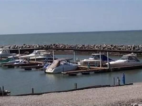 1507 Cleveland Rd E, Huron, OH 44839