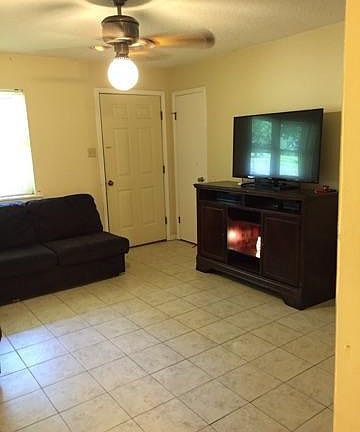 3rd image of 2113 Military Dr