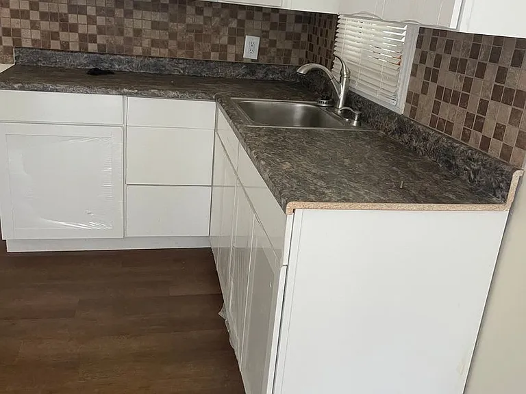 1305 Willow Rd — Photo 10