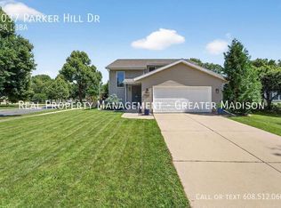 7037 Parker Hill Dr, Madison, WI 53719