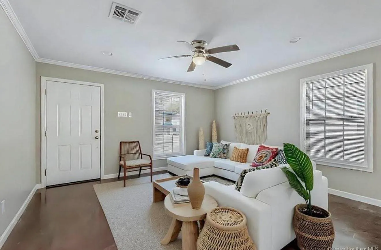 Studio, $1,125 — Photo 2