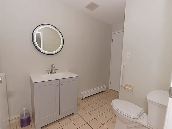 380 Undercliff Avenue image 3 of 10