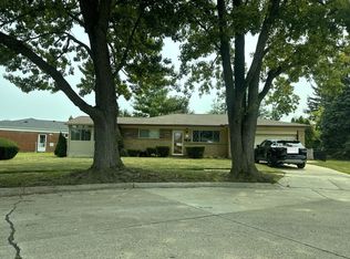 4206 Linville Dr, Warren, MI 48092