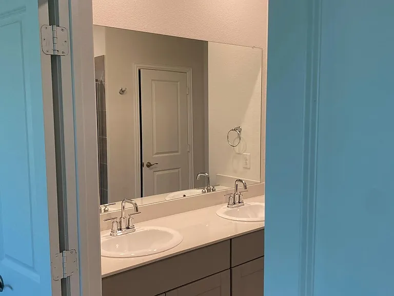 514 Janette Ct — Photo 6