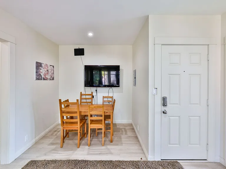 821 Chestnut Ave — Photo 4