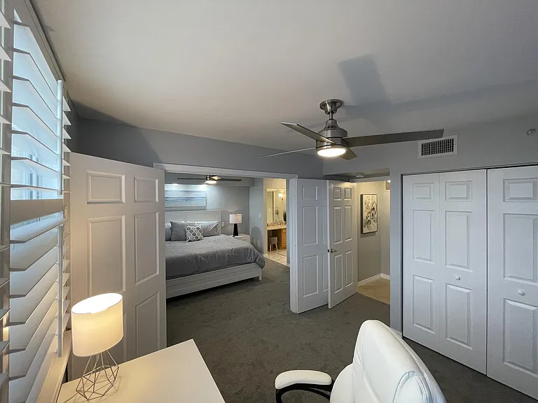 1801 N Flagler Dr #502 — Photo 28