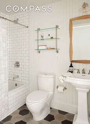 Sold by Compass | media 20