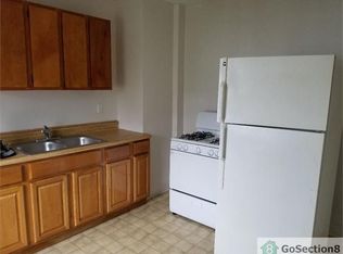 96-98 Cleveland Ave, Hartford, CT 06120