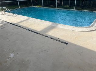 (Undisclosed Address), Hollywood, FL 33024