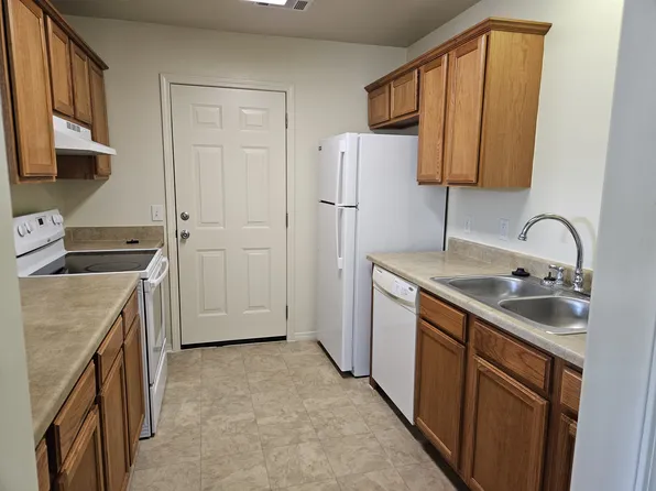 649 N 13th St, Muskogee, OK 74401