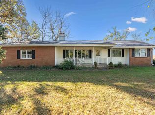 1836 105th St, Hazleton, IA 50641