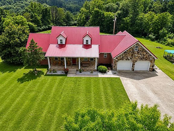 2nd image of 3181 State Highway 52 Rd