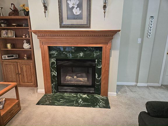 5th image of 1407-265 Middle Rd