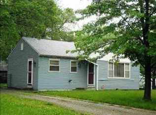 2432 SW Moundview Dr, Topeka, KS 66614