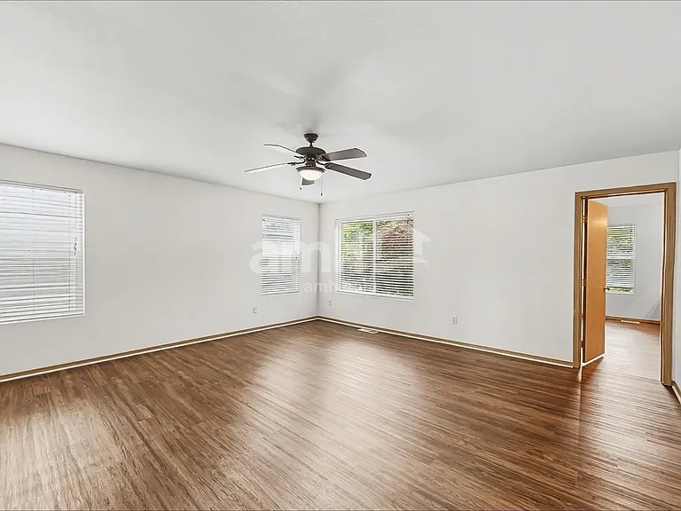 9814 198th Avenue Ct E — Photo 11