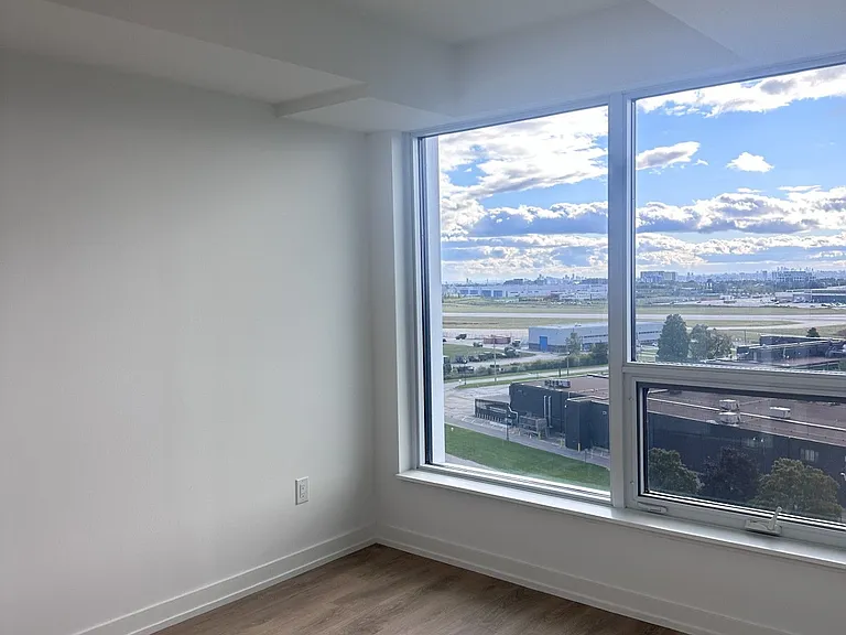 1100 Sheppard Ave W #1218 — Photo 11