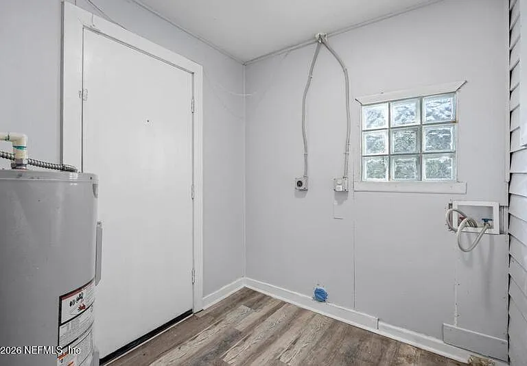 1648 W 36th St #0 — Photo 15