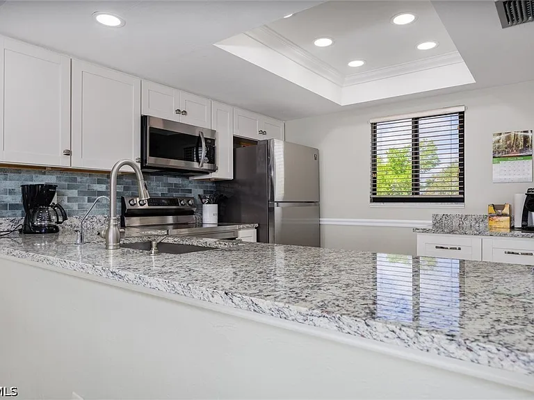 16200 Bay Pointe Blvd #206 — Photo 7