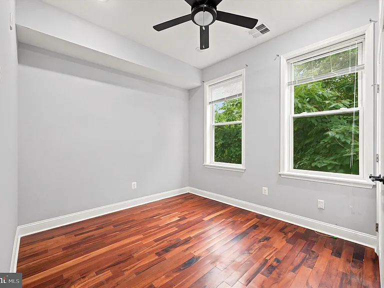 3220 W Diamond St #2 — Photo 16